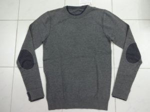 Pullover front